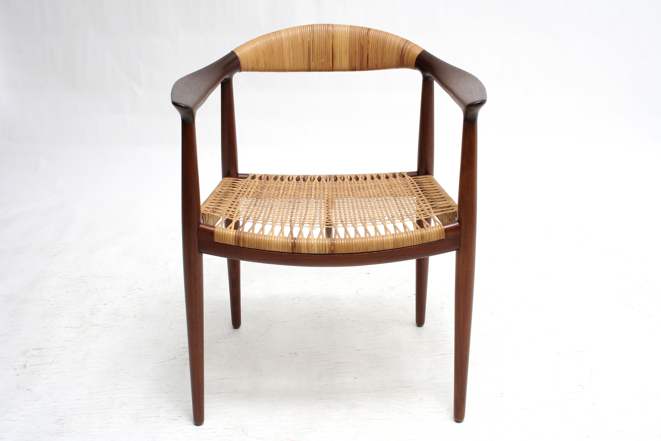 The Chair by Hans J. Wegner JH501 ザチェア ハンスウェグナーJohannes Hansen ヨハネスハンセンSwankySystems  | Swanky Systems