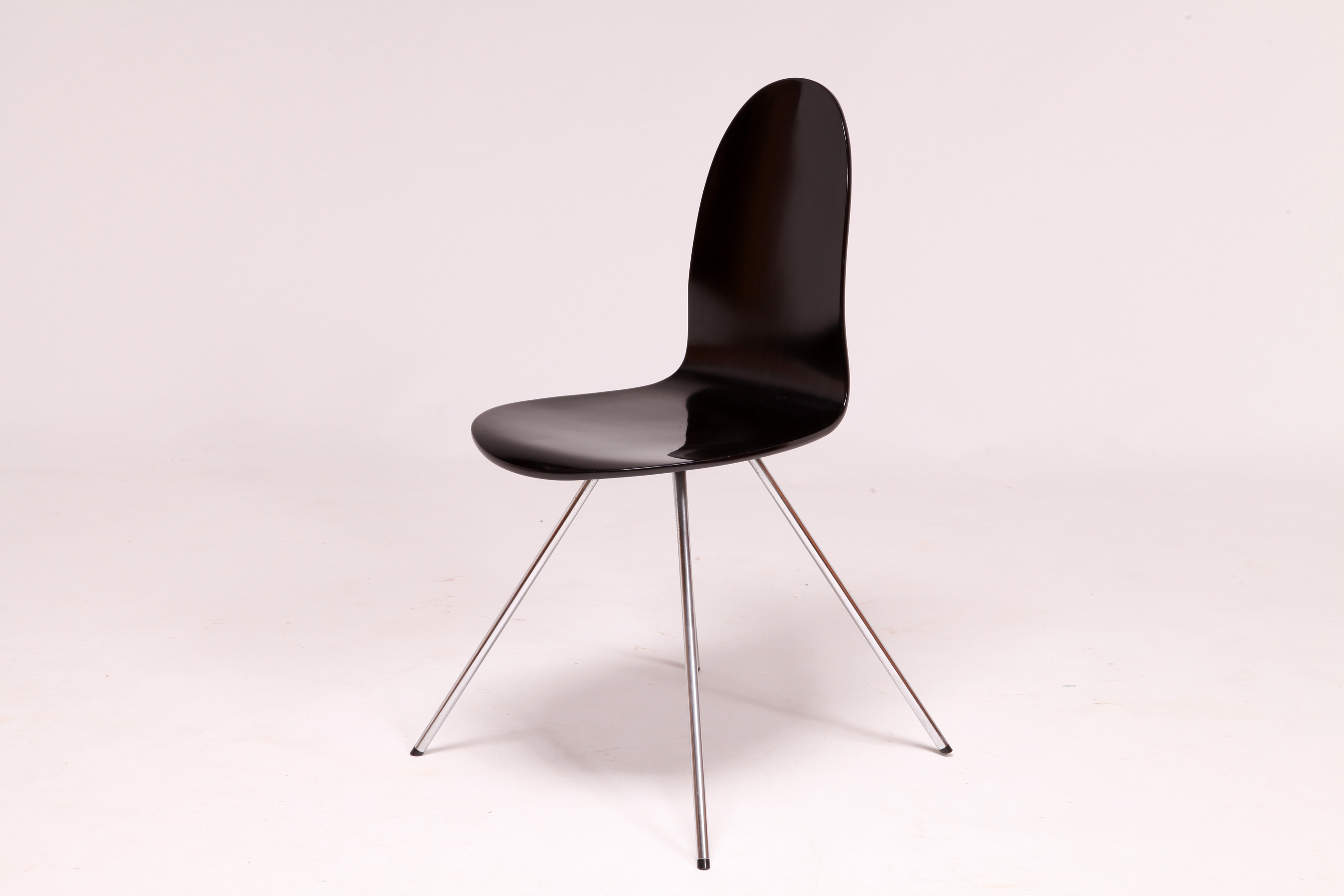 Tongue chair Arne Jacobsen タンチェア アルネ・ヤコブセン | Swanky Systems