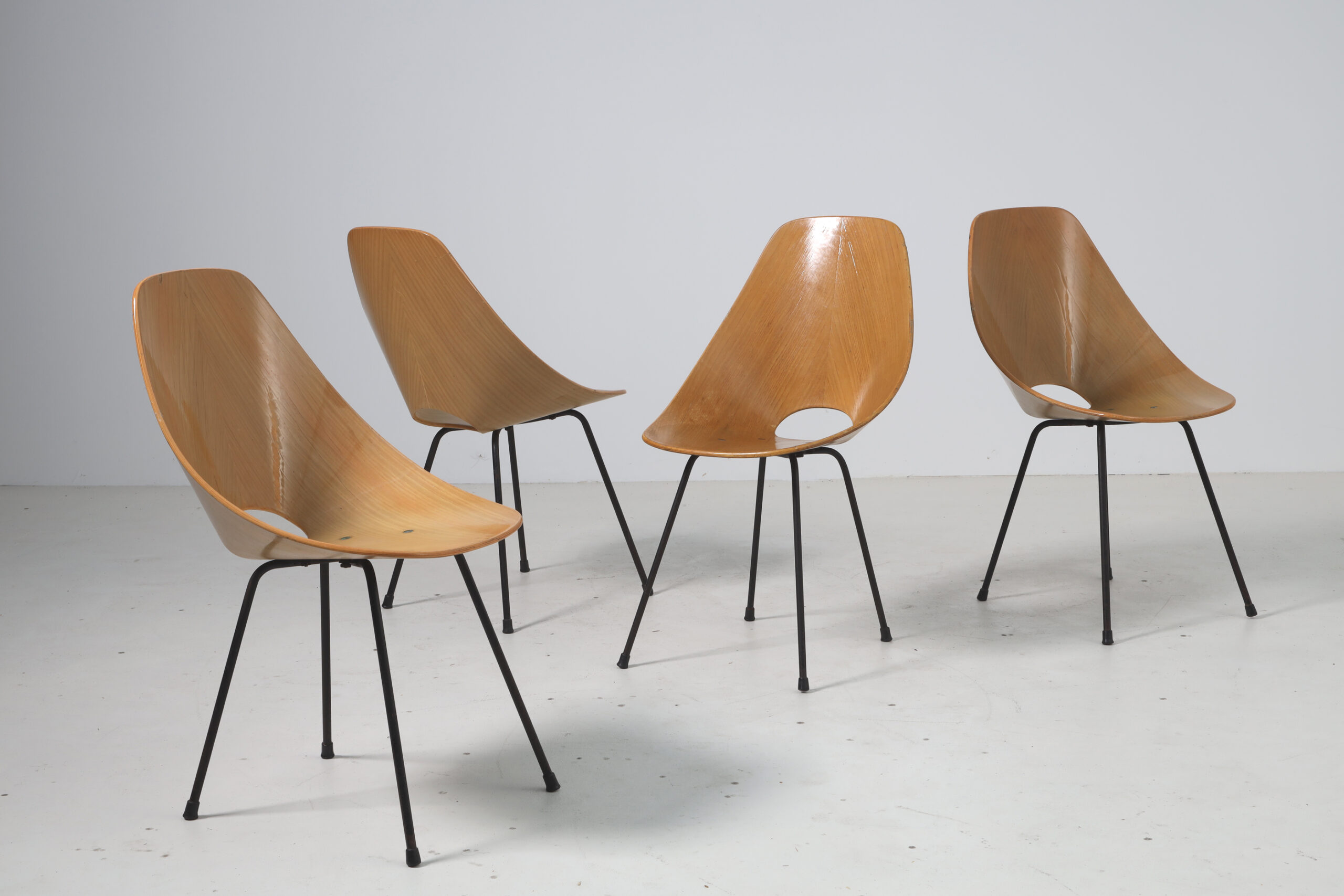 Medea chair by Vittorio Nobili | Swanky Systems